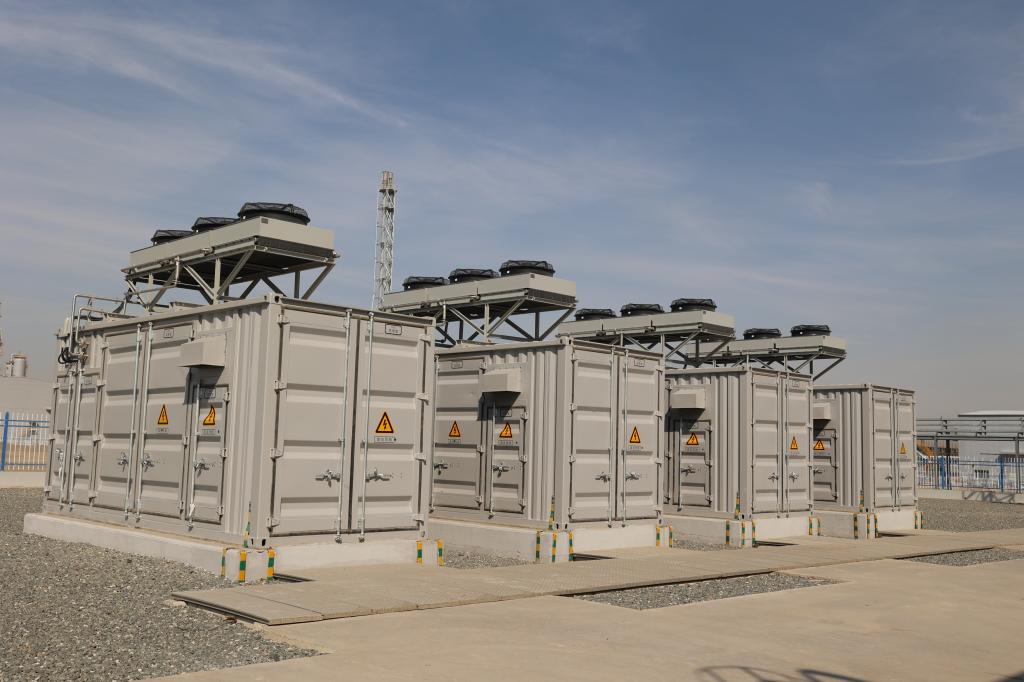 集智聚力见行动 决战百日建新功 | 尊龙时凯有限“伊吾氢能环？？？？？萍加邢薰窘220千伏变电站”项目顺遂送电-尊龙时凯